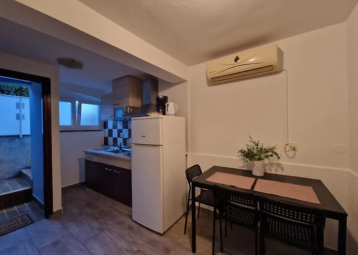 Apartments Luigi